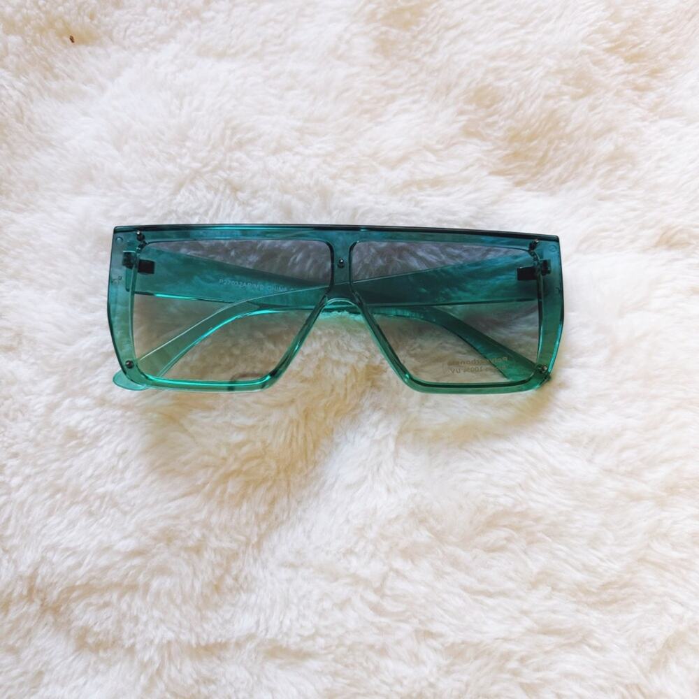 Greta Green Oversized Statement Sunglasses